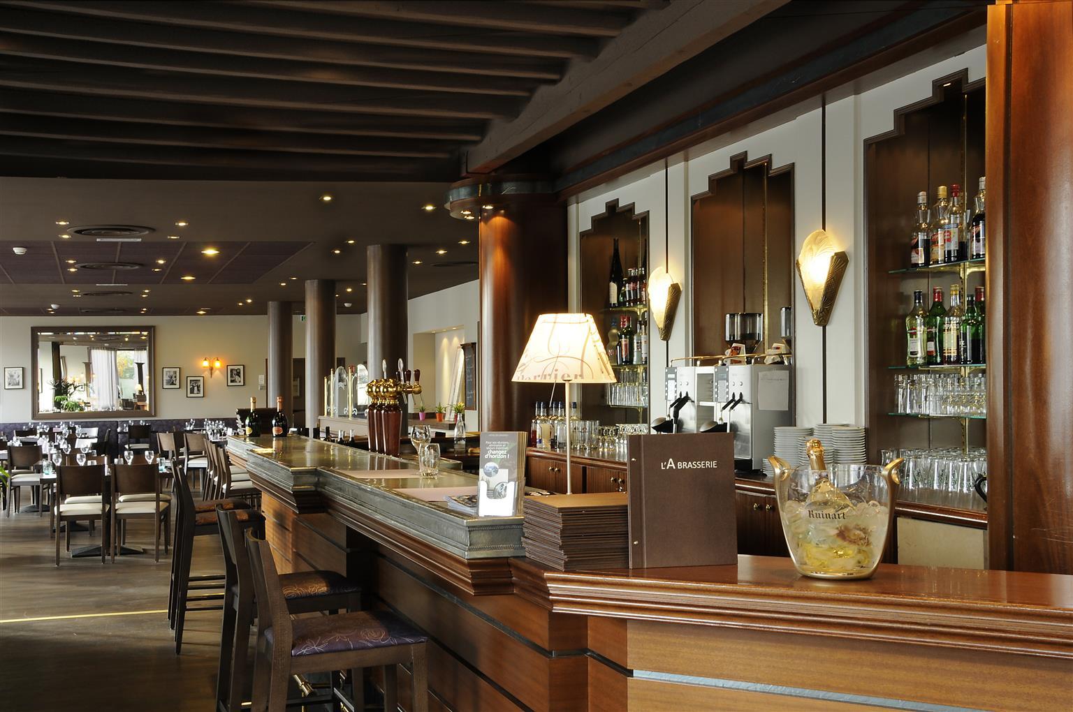 Best Western Plus Hotel & Spa De Chassieu Exterior photo